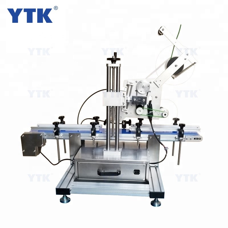 YTK-160 Automatic Flat Plastic Bag Sticker Labeler Scratch Card Flat Surface Bottle Labeling Machine